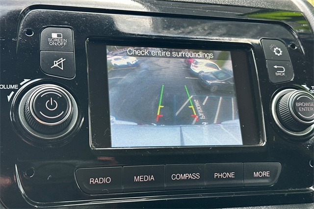 Vehicle image 24 of 42