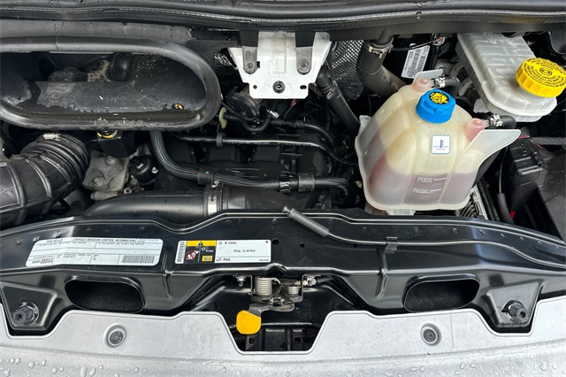 Vehicle image 22 of 42