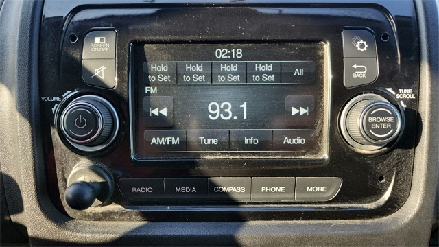Vehicle image 13 of 25