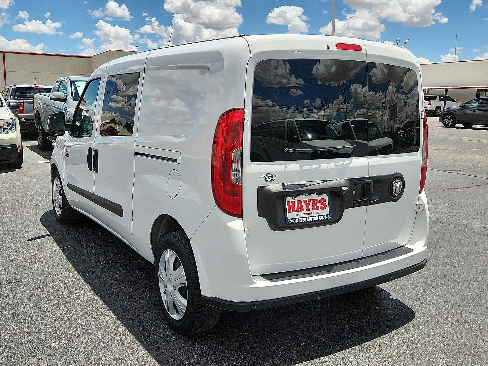 Vehicle image 4 of 16