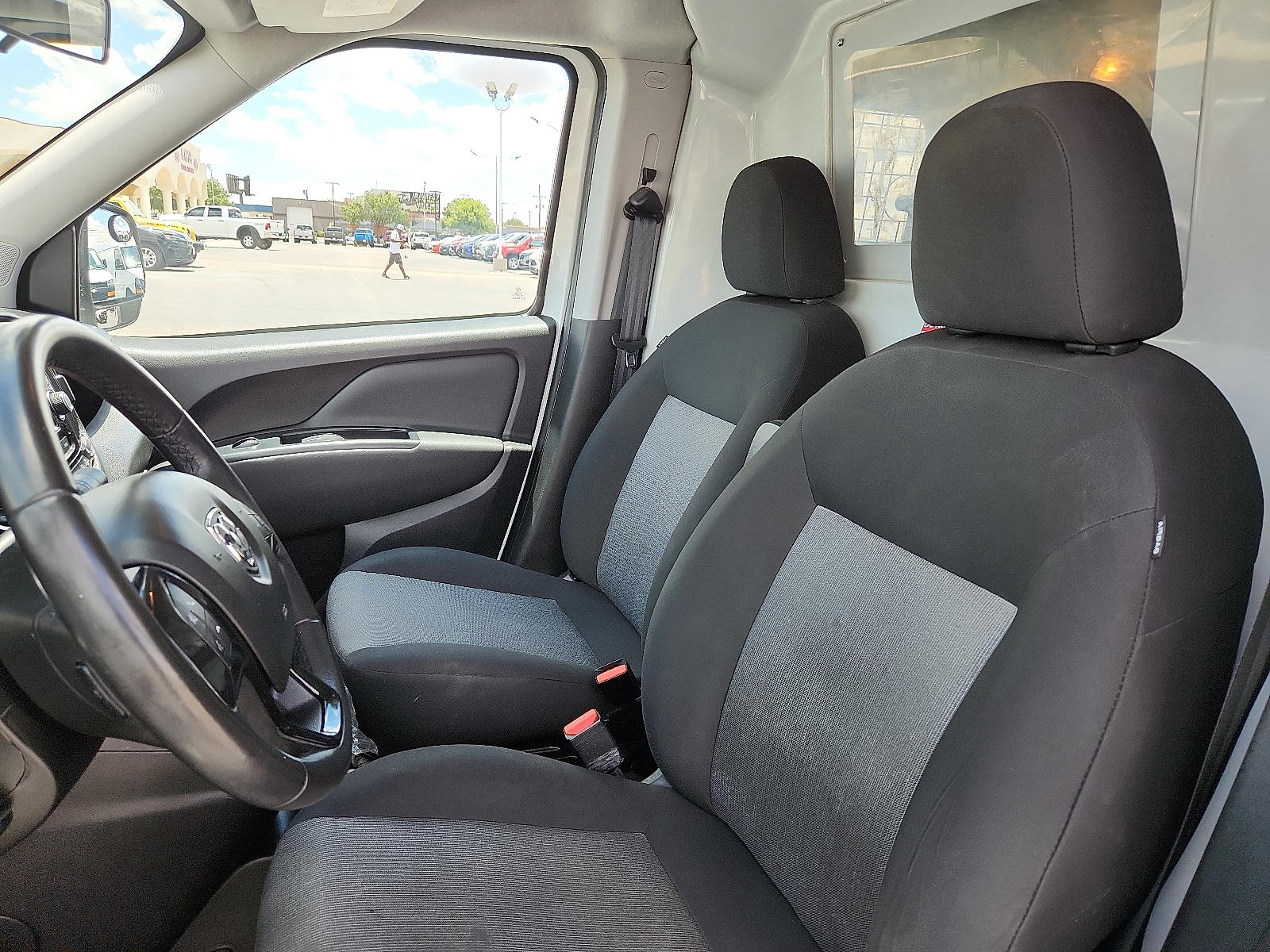 Vehicle image 10 of 16
