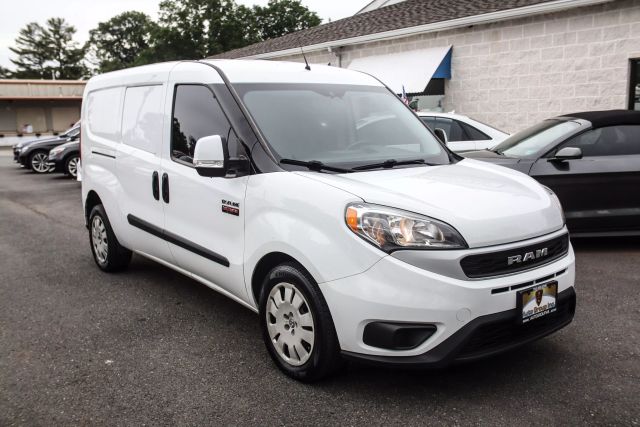 Vehicle image 9 of 48