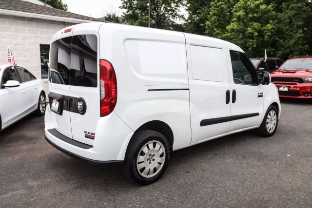 Vehicle image 13 of 48