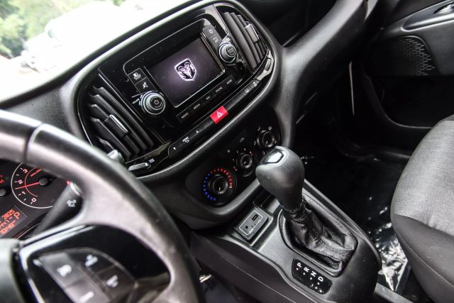 Vehicle image 20 of 48