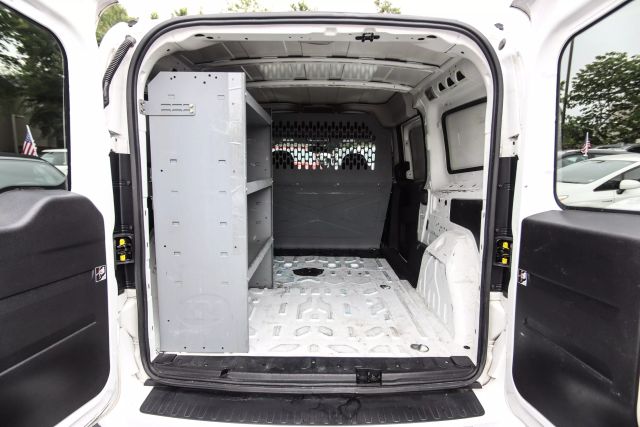 Vehicle image 29 of 48