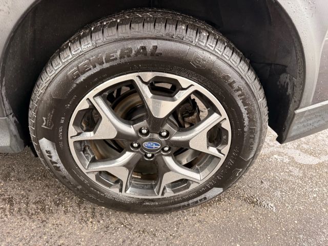 2019 Subaru Crosstrek Premium Image 12 of 47