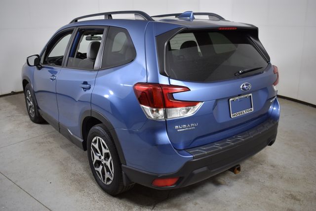 Vehicle image 7 of 32