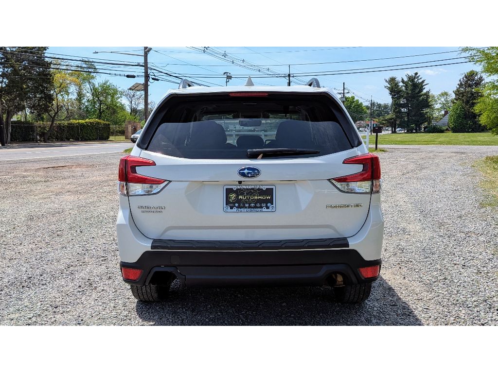 Vehicle image 6 of 29