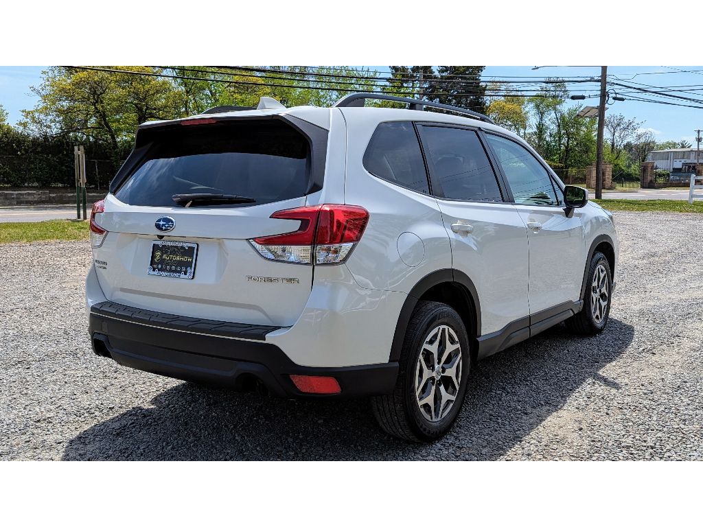 Vehicle image 5 of 29