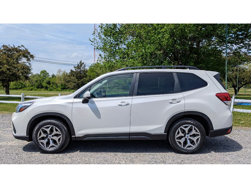 Vehicle image 8 of 29