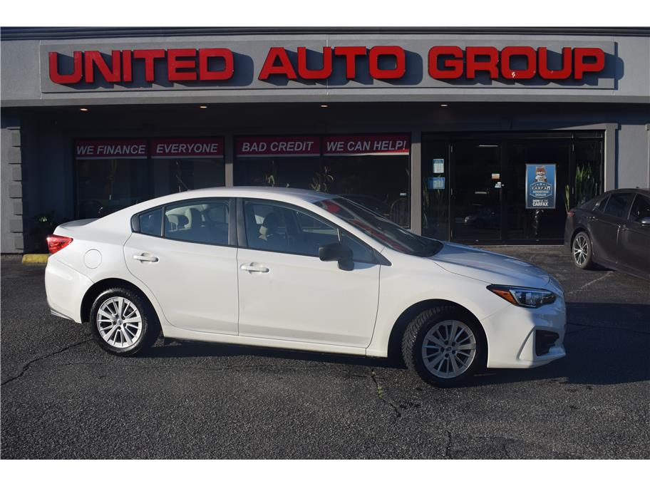 Vehicle image 4 of 31