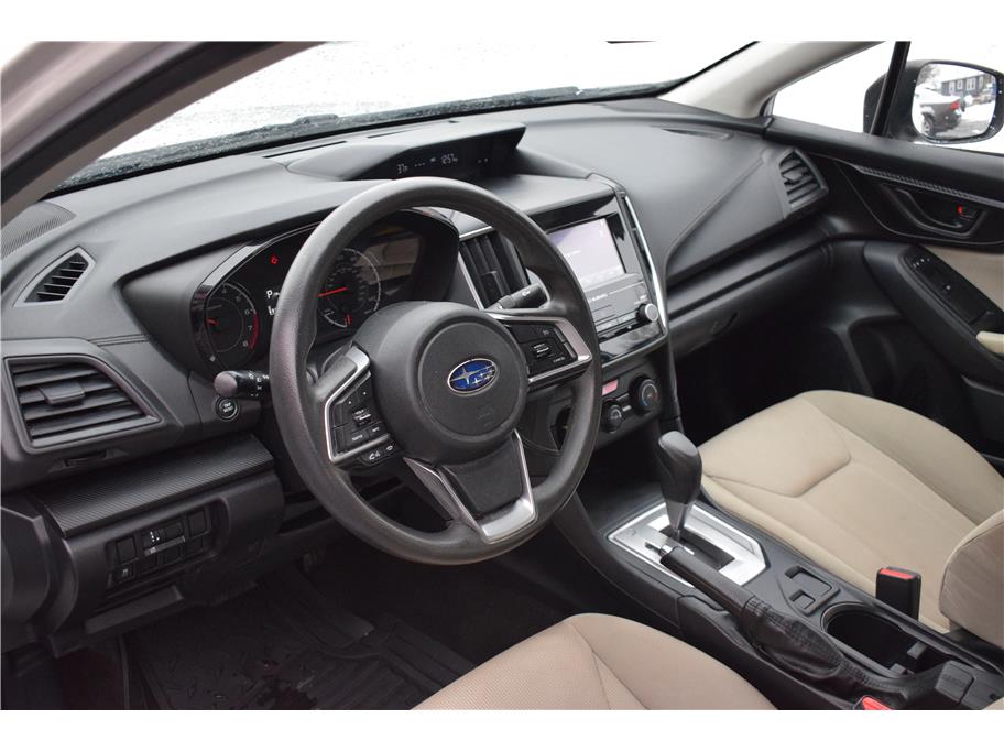 Vehicle image 20 of 31