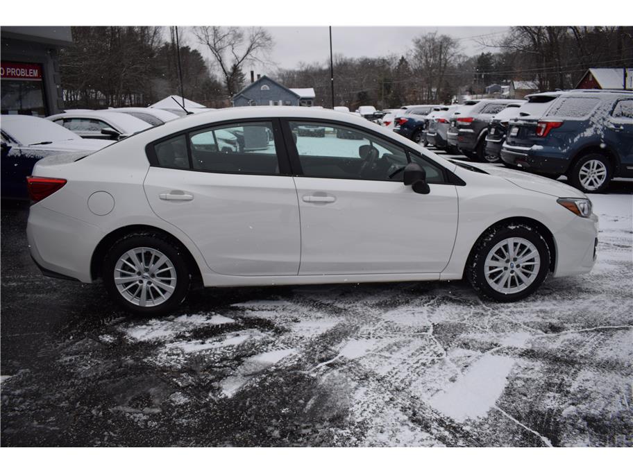 Vehicle image 7 of 31