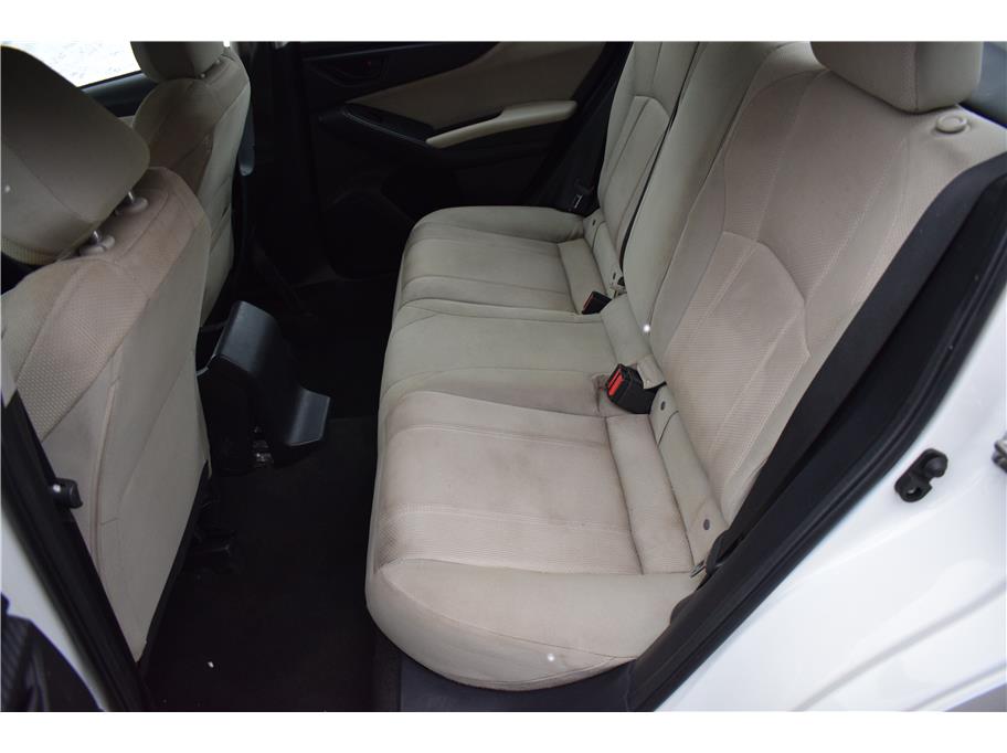 Vehicle image 24 of 31