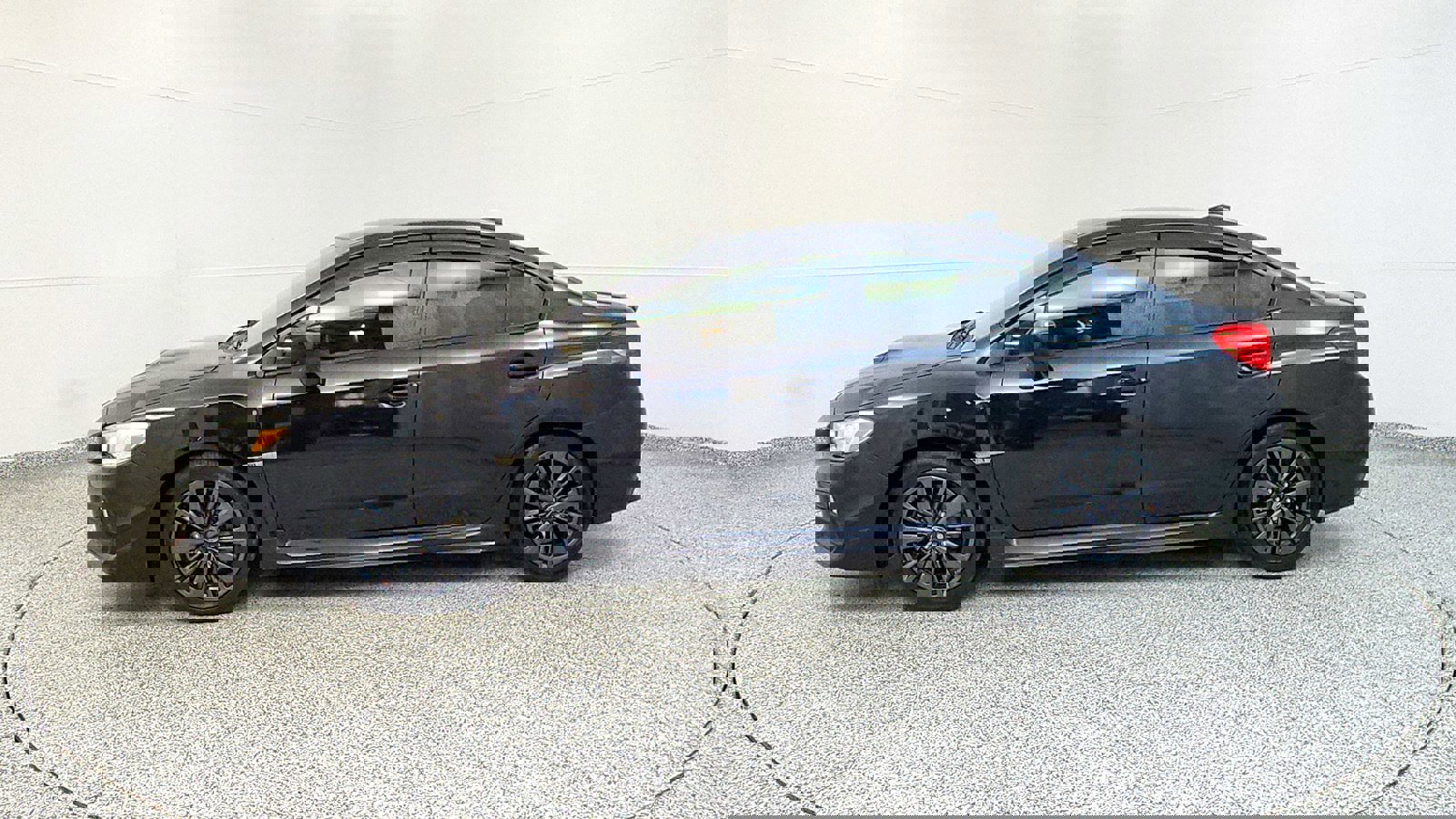 Vehicle image 4 of 48