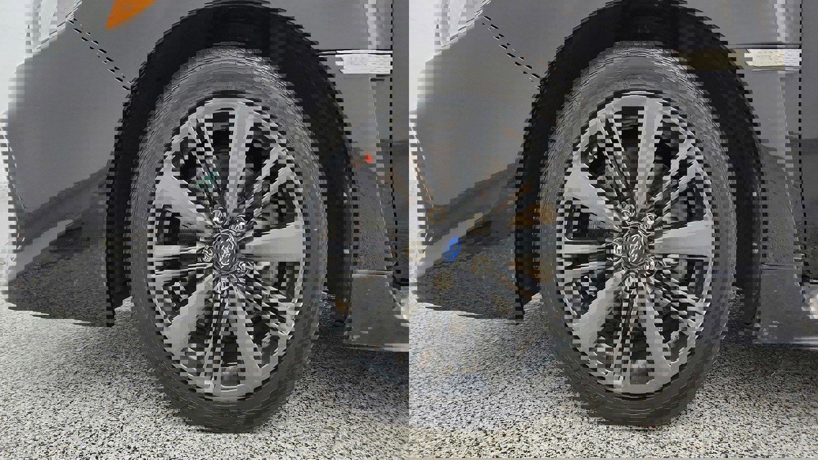 Vehicle image 20 of 48
