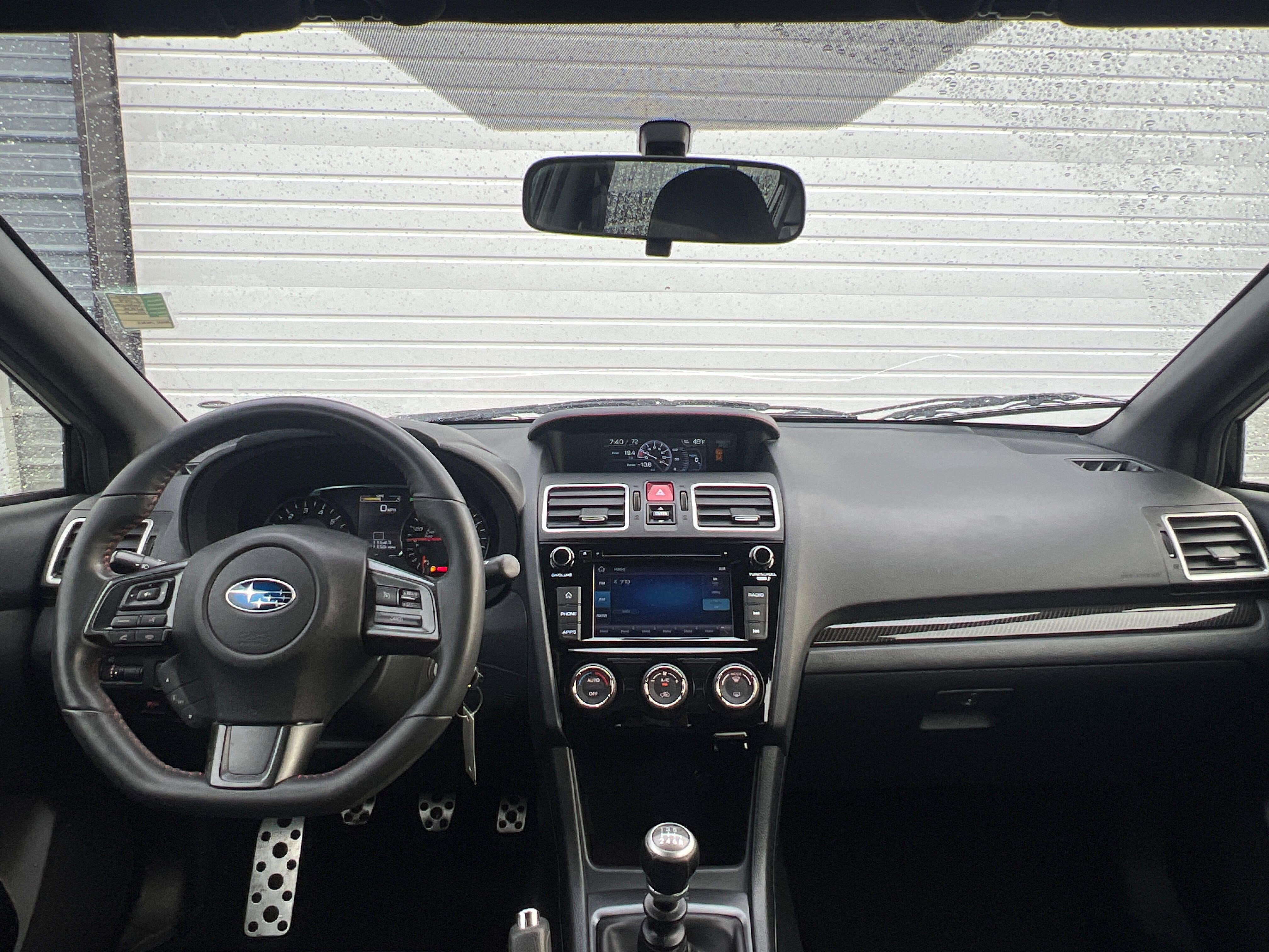 Vehicle image 10 of 23