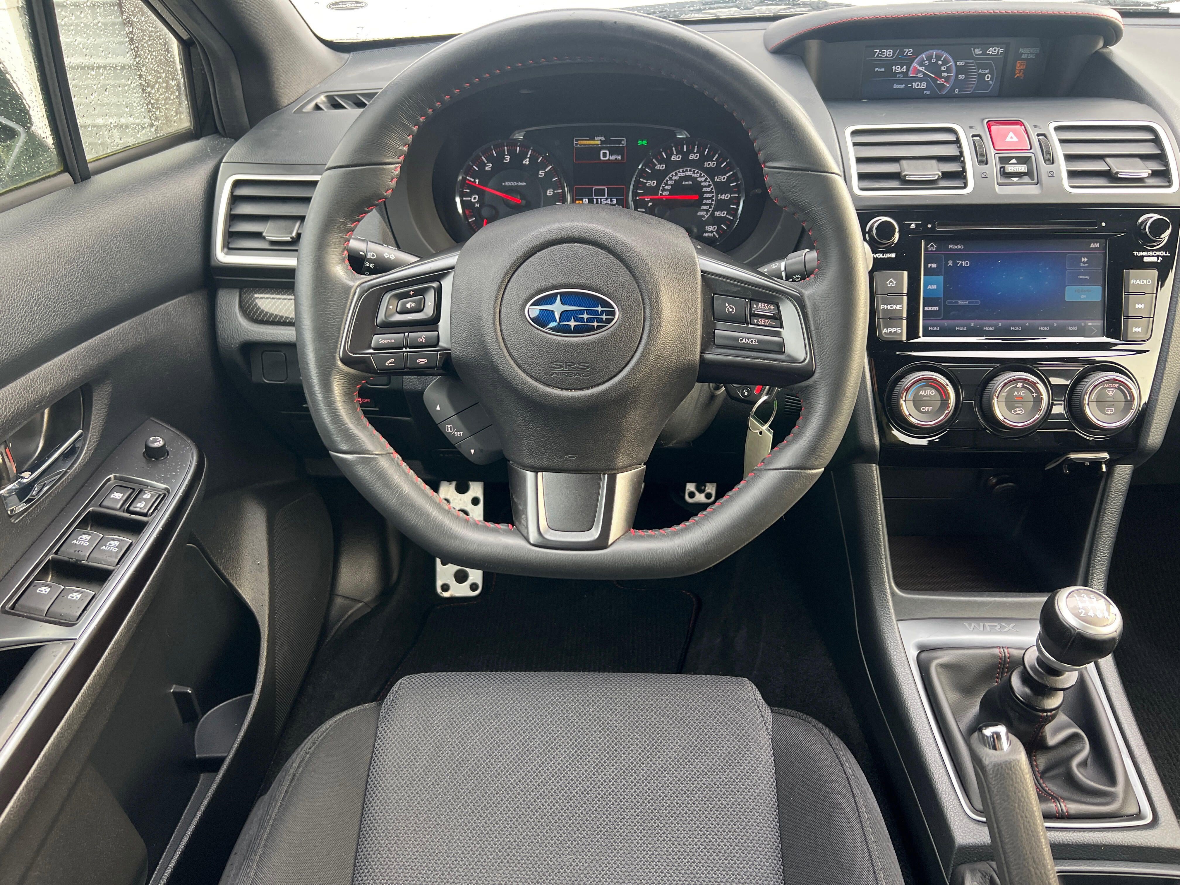 Vehicle image 11 of 23
