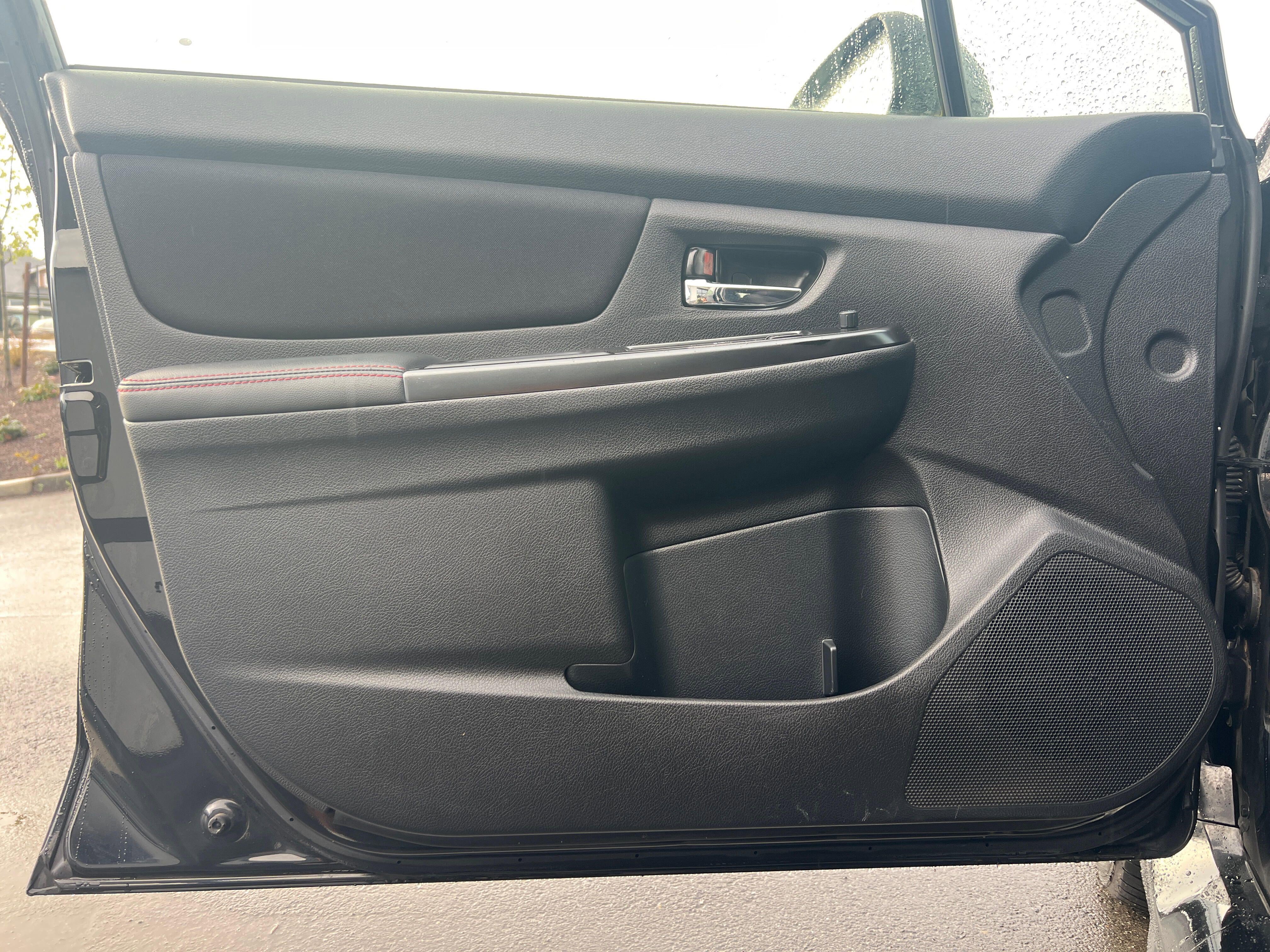 Vehicle image 20 of 23