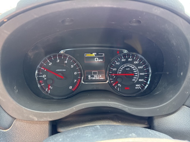 Vehicle image 4 of 5