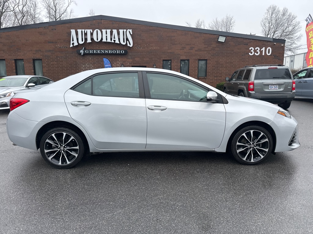 Vehicle image 5 of 38