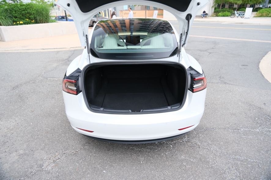 Vehicle image 11 of 35
