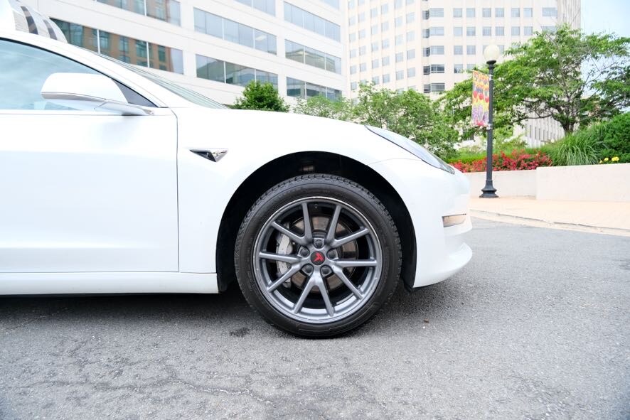 Vehicle image 13 of 35