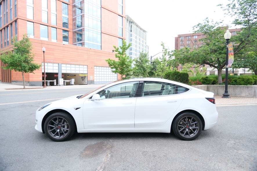 Vehicle image 8 of 35