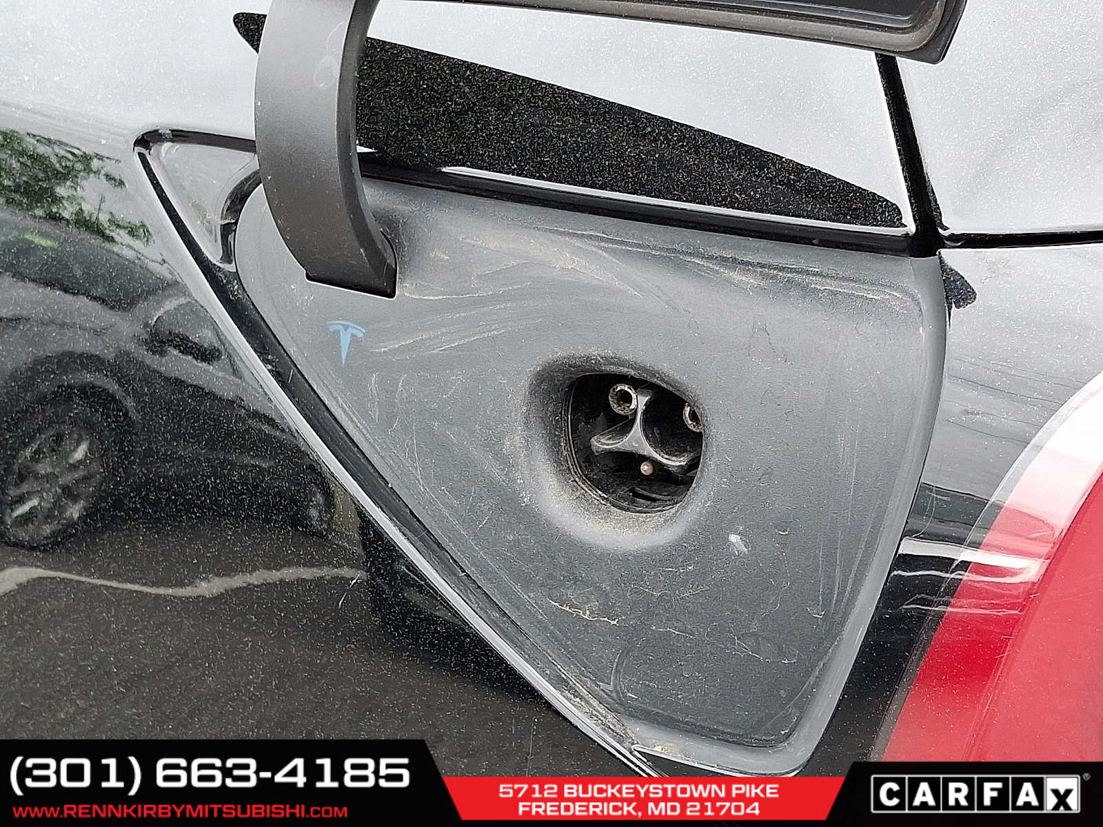 Vehicle image 30 of 32