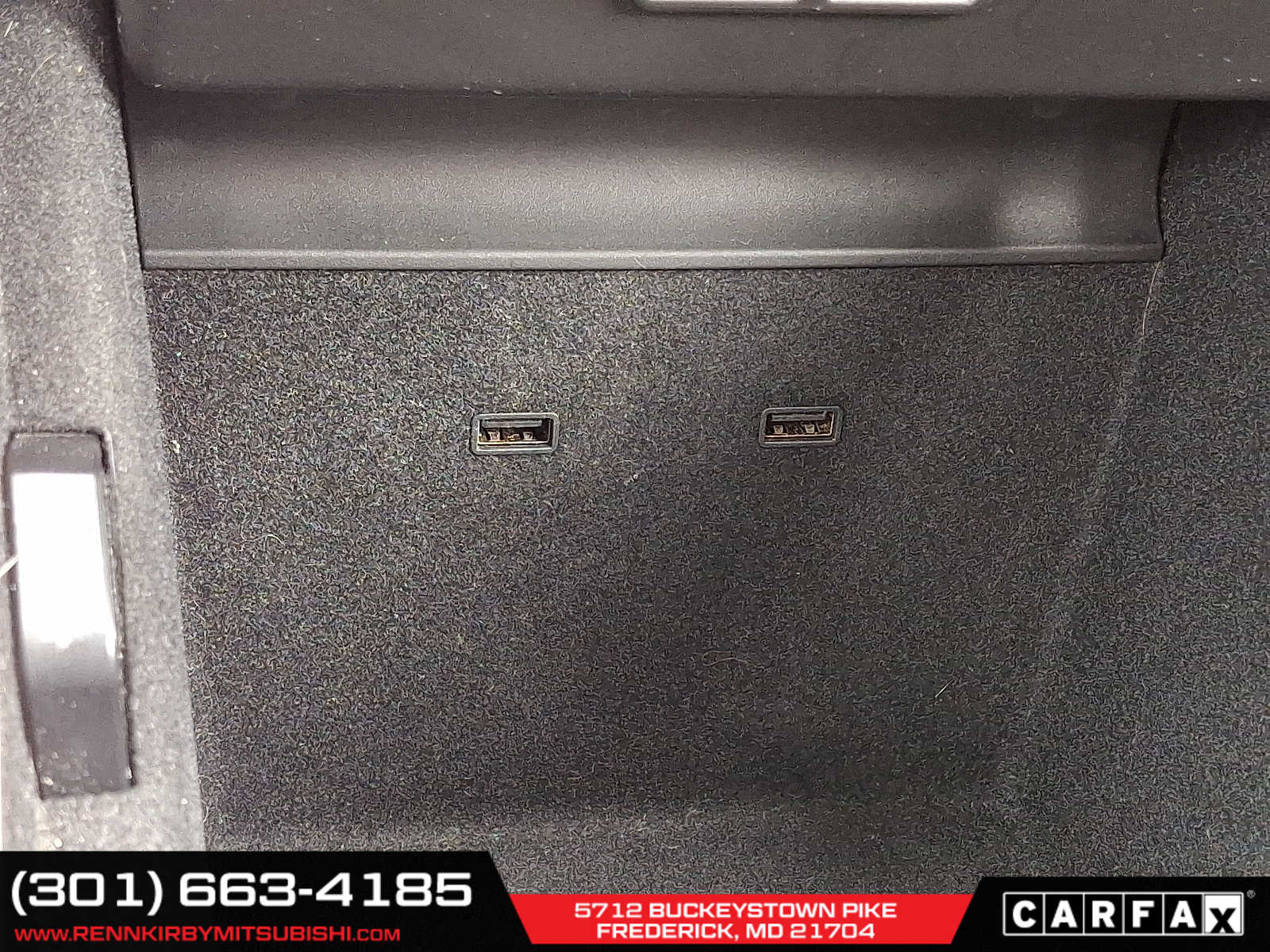 Vehicle image 17 of 32