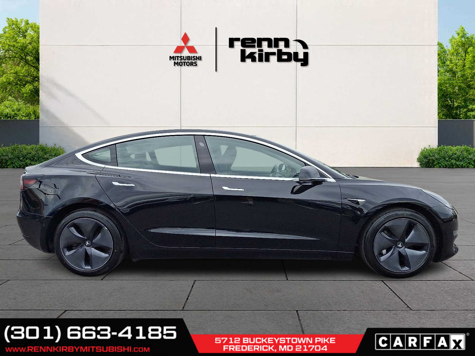 Vehicle image 4 of 32