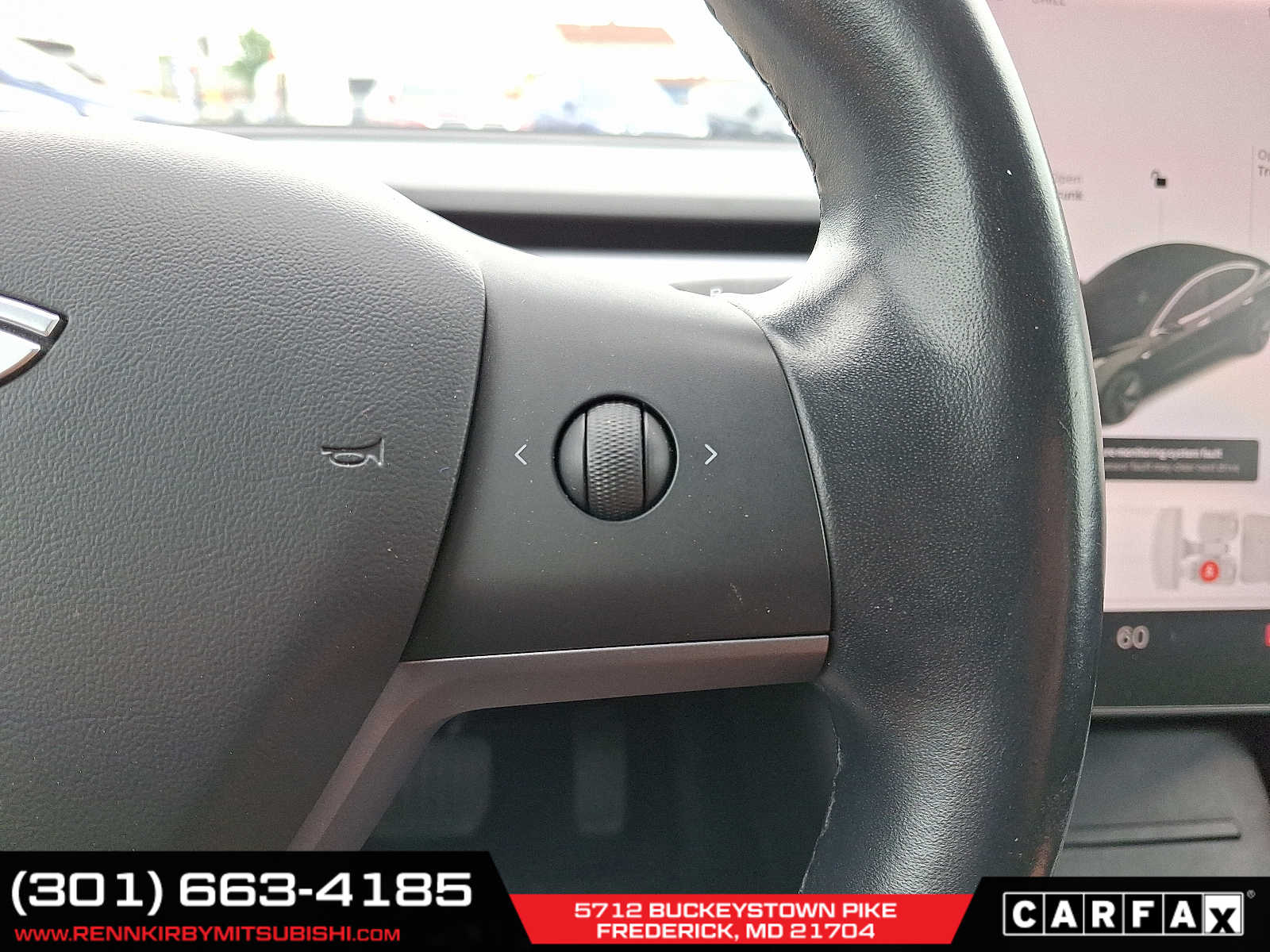 Vehicle image 24 of 32