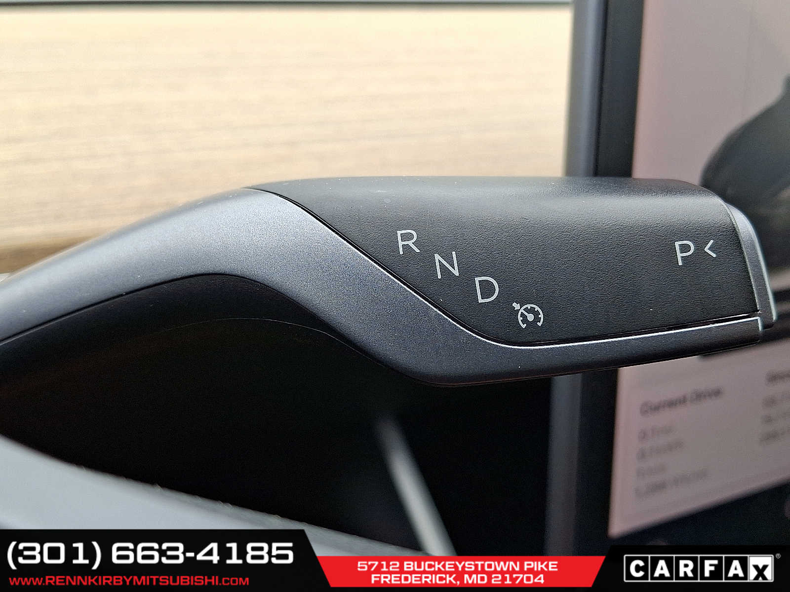 Vehicle image 15 of 32