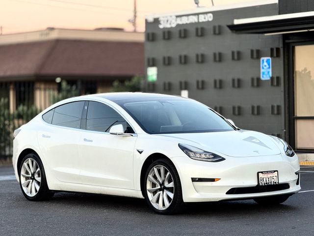 Vehicle image 4 of 30