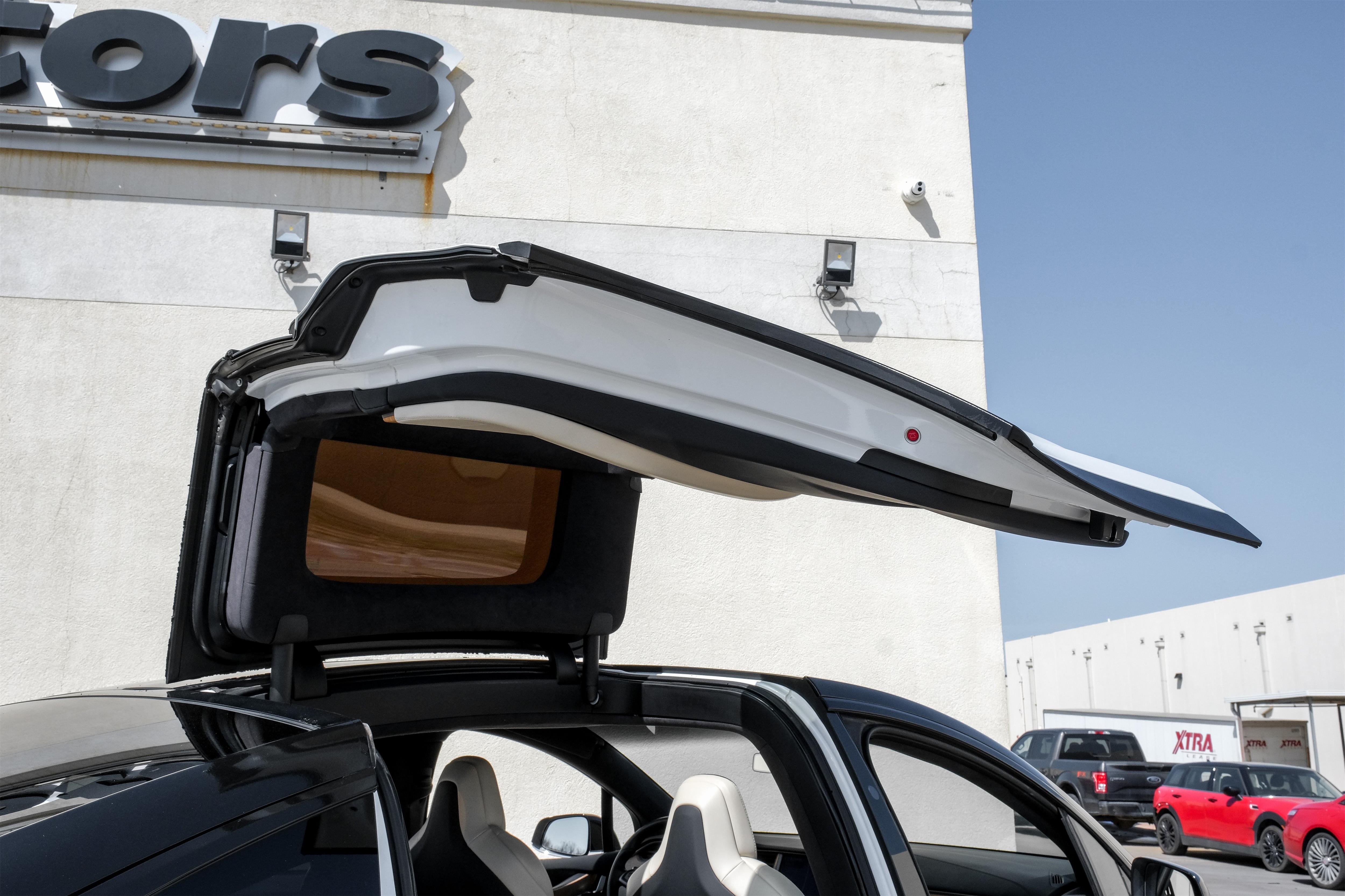 Vehicle image 42 of 55