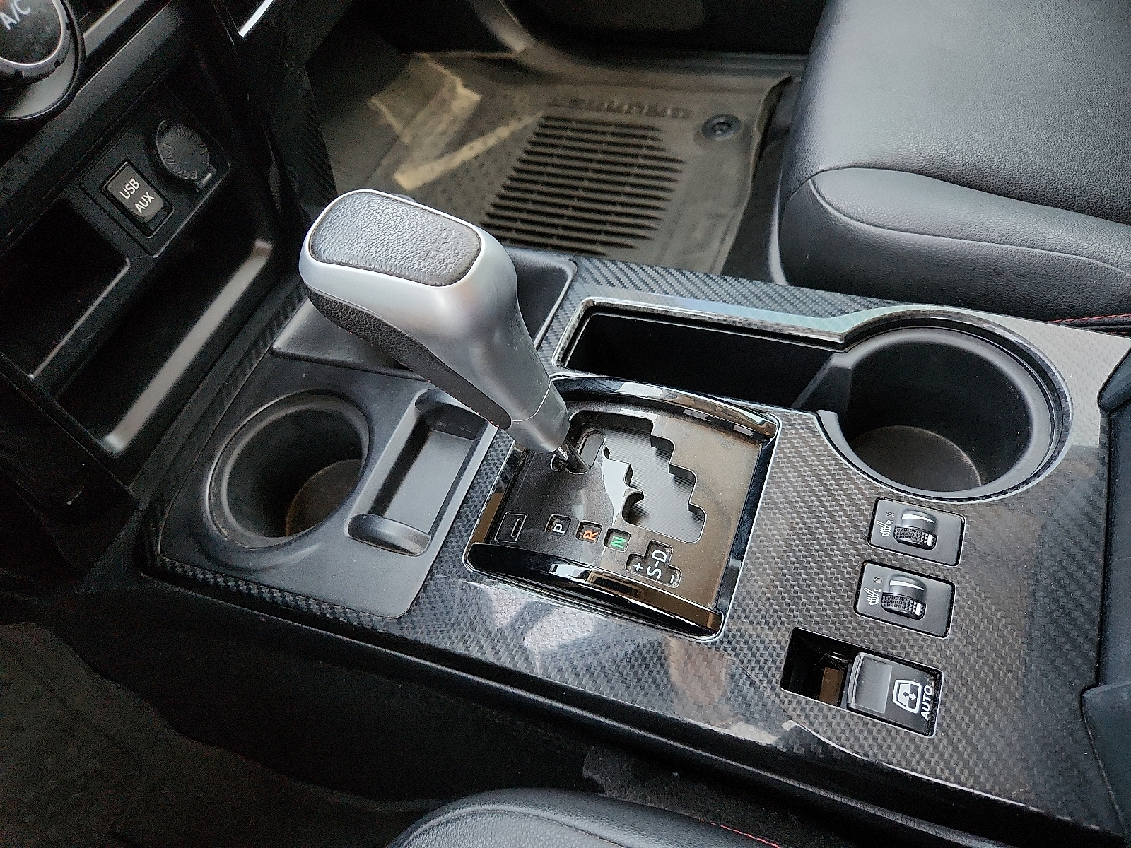 Vehicle image 15 of 20
