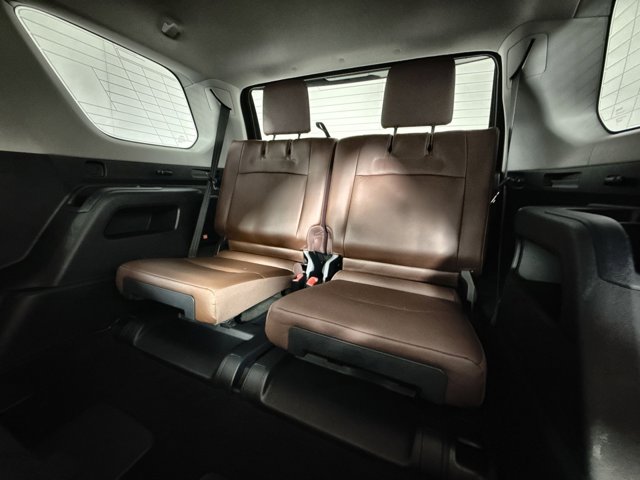 2019 Toyota 4Runner SR5 Image 13 of 27