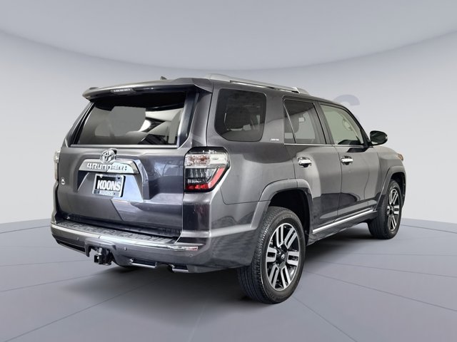 2019 Toyota 4Runner SR5 Image 5 of 27