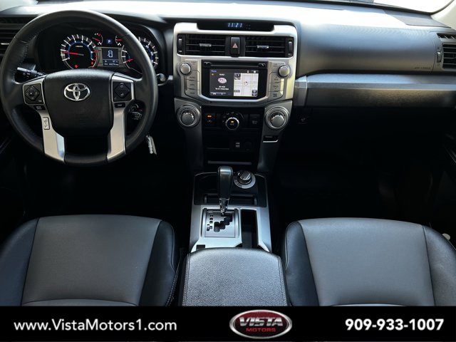 Vehicle image 4 of 32