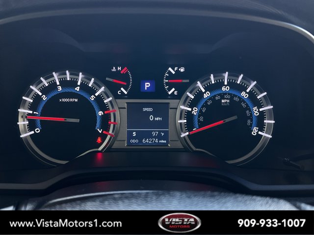 Vehicle image 25 of 32