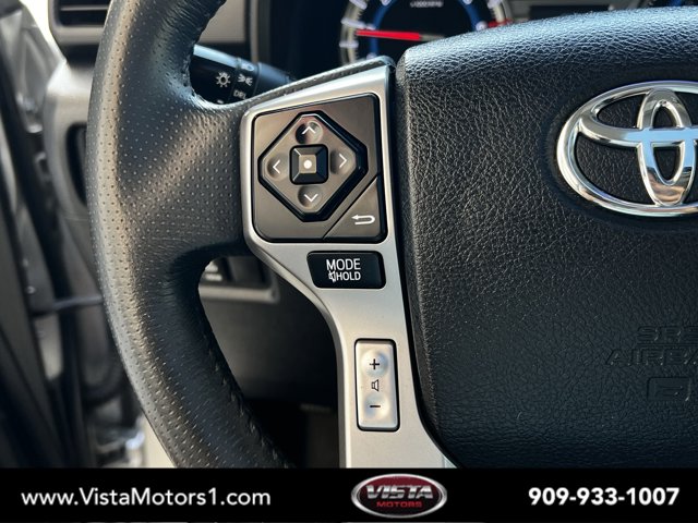 Vehicle image 19 of 32