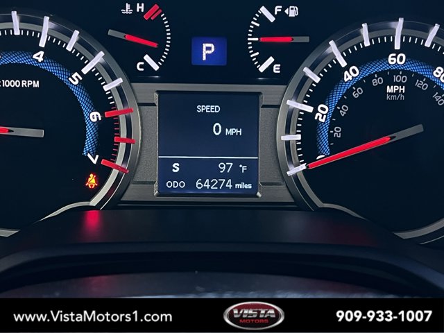 Vehicle image 26 of 32