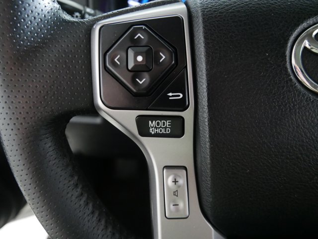 Vehicle image 40 of 45