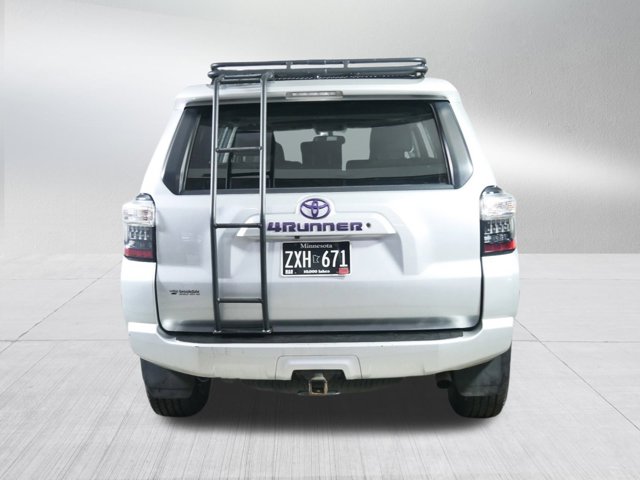 Vehicle image 5 of 45
