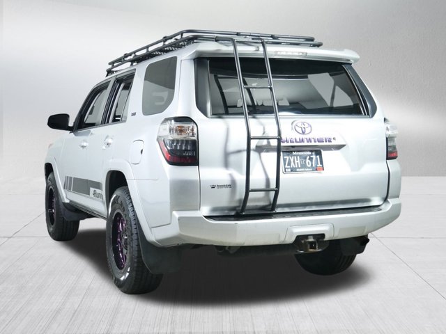 Vehicle image 15 of 45