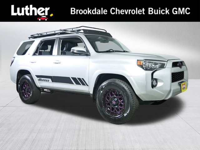 Vehicle image 12 of 45