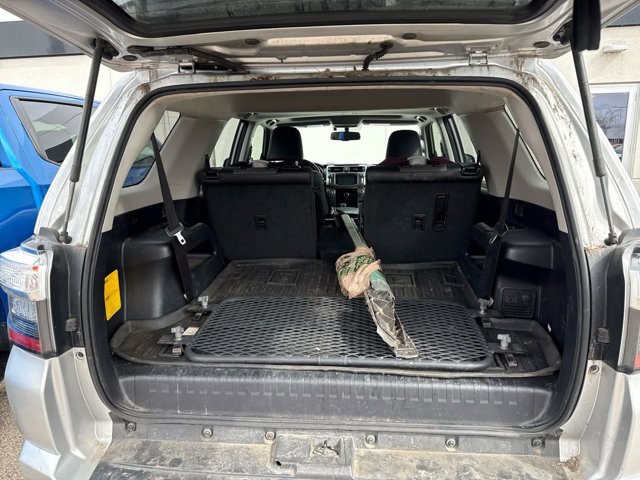 Vehicle image 18 of 45