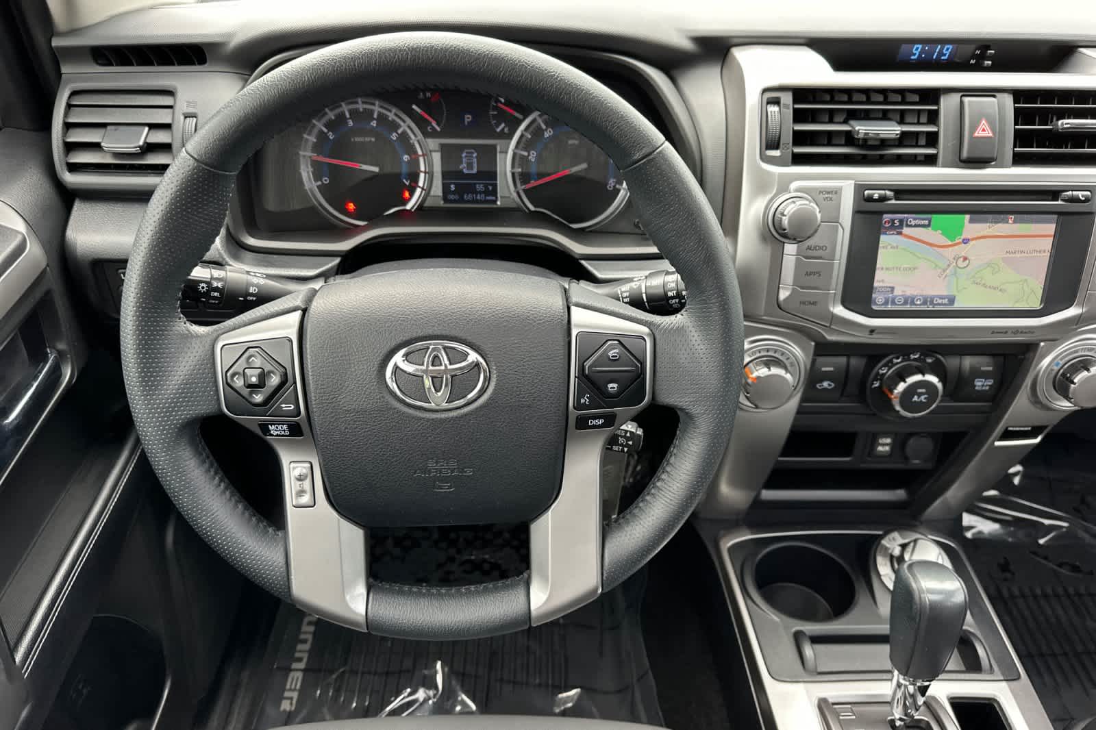 Vehicle image 15 of 30