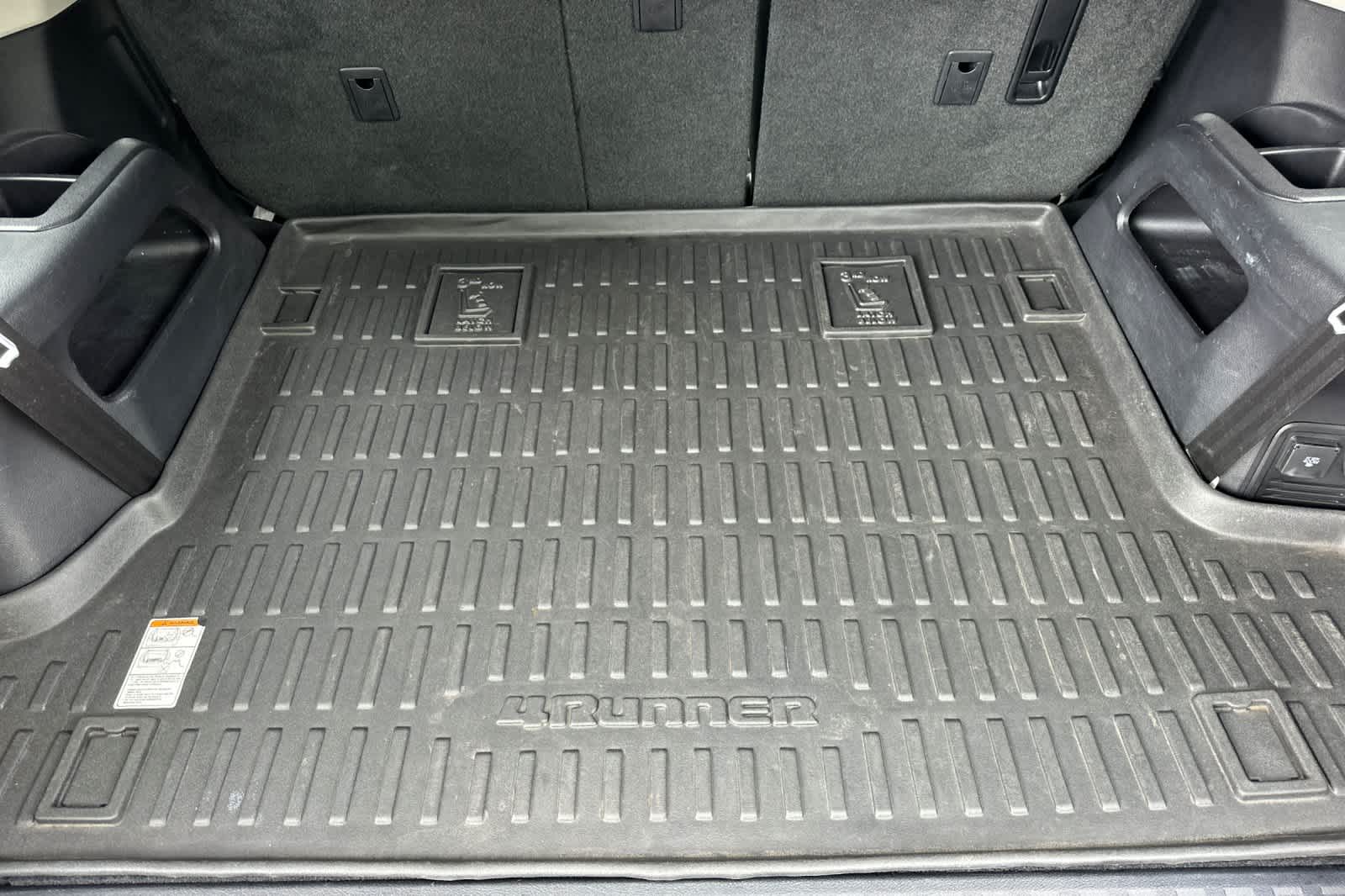 Vehicle image 16 of 30