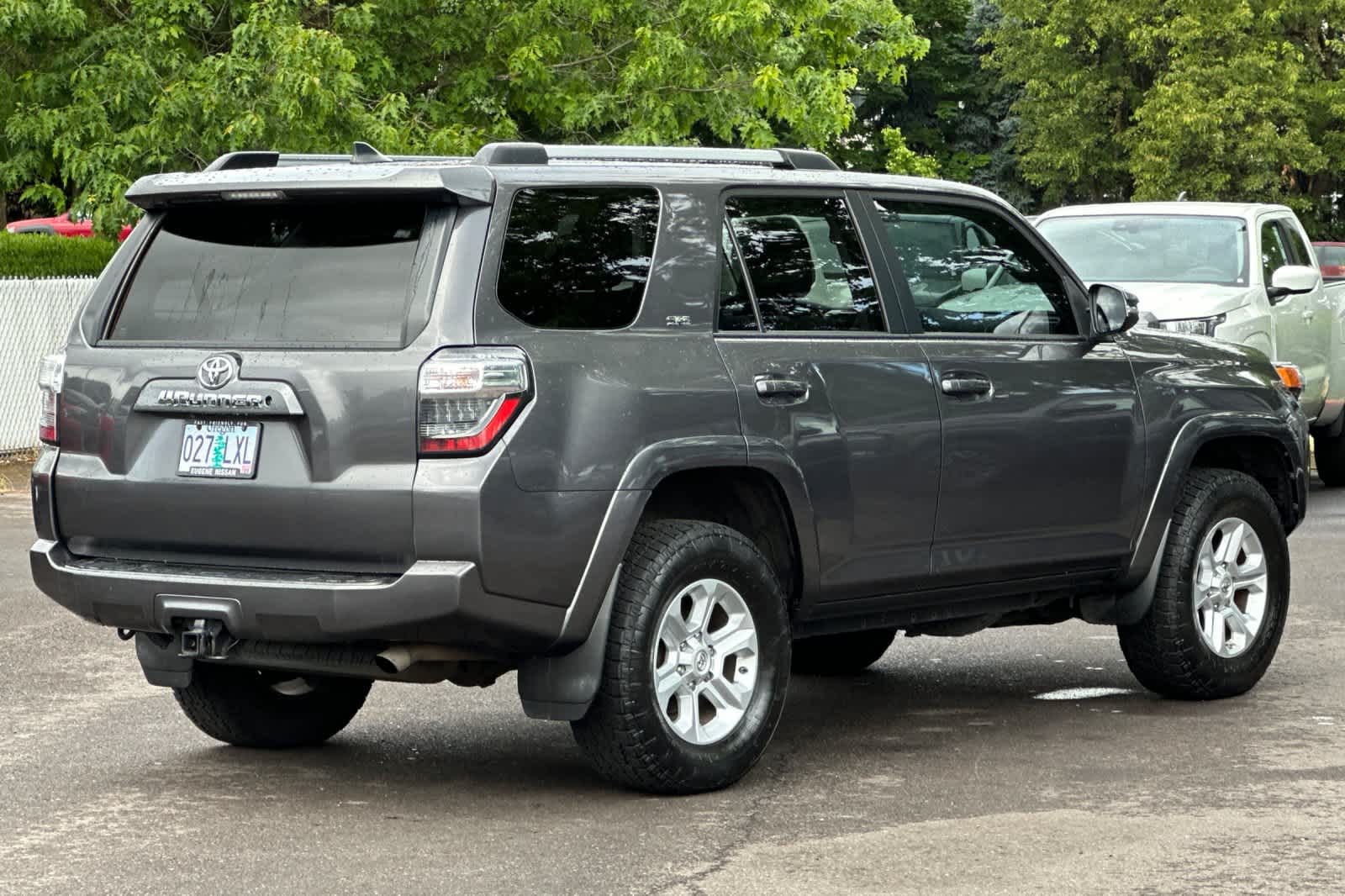 Vehicle image 6 of 30
